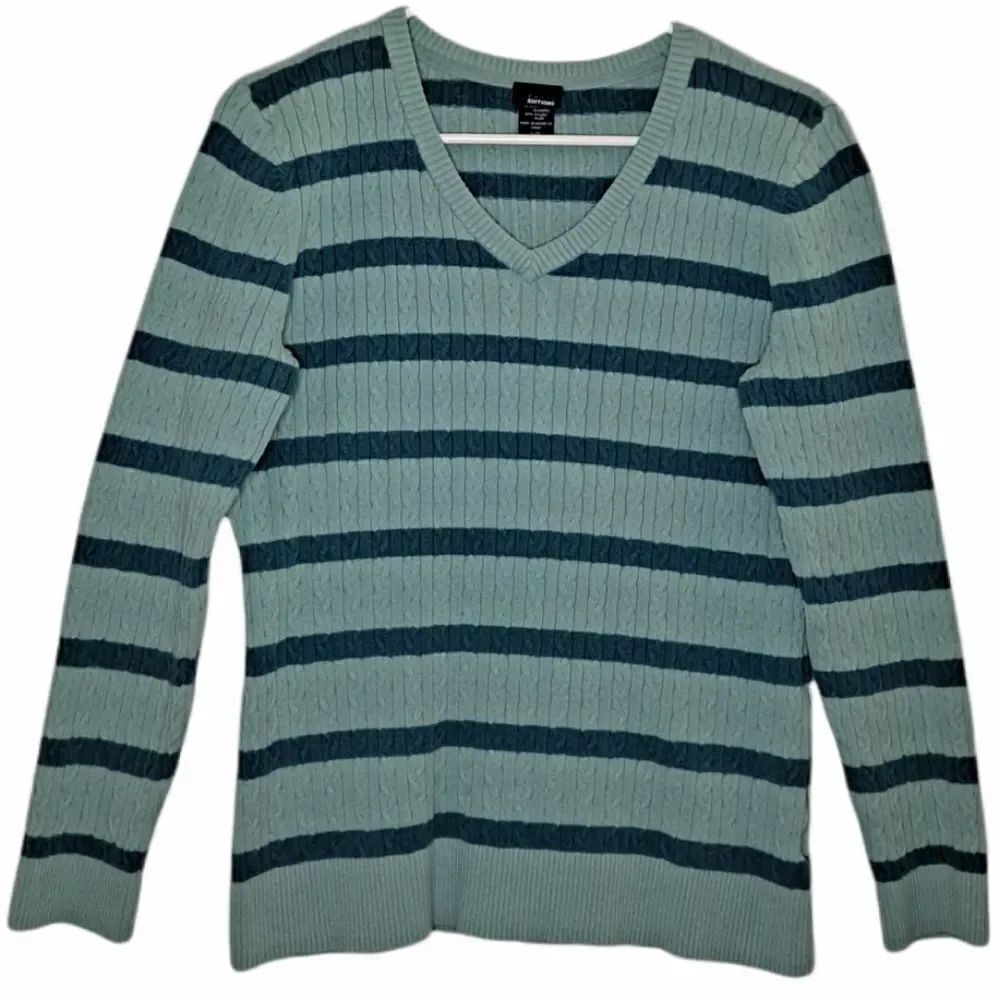 Basic Editions V-Neck Sweater Mint Large